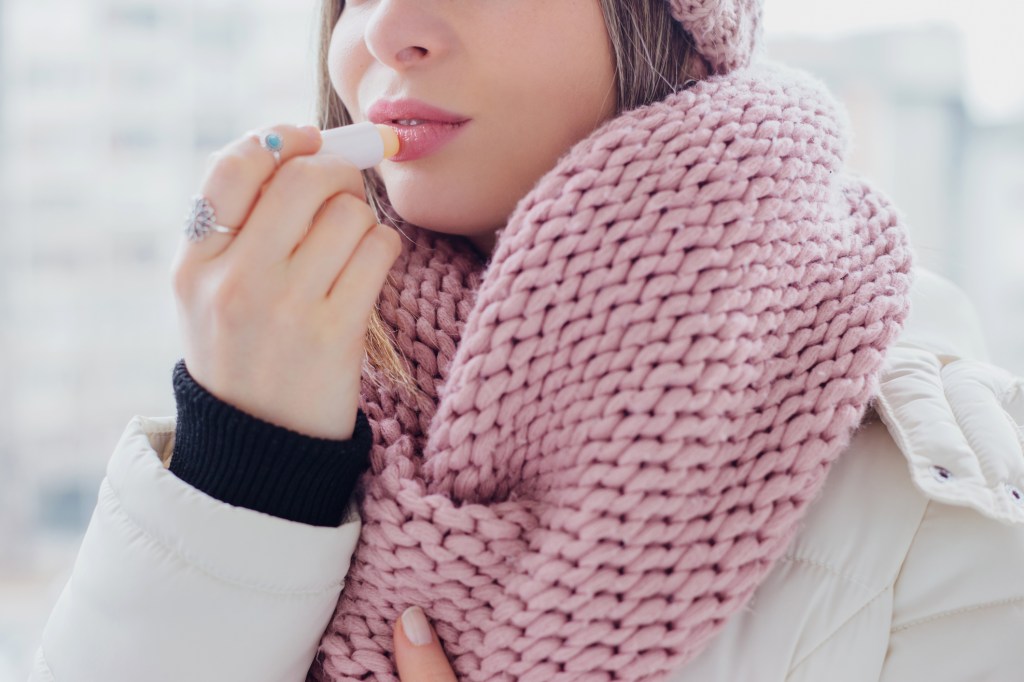 Dicas para evitar lábios ressecados no frio