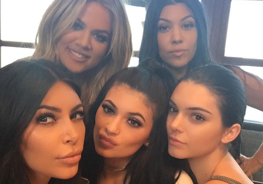 Descobrimos a receita da salada das Kardashians!