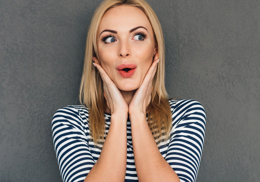 Miotaping: as fitas adesivas que ajudam no rejuvenescimento do rosto