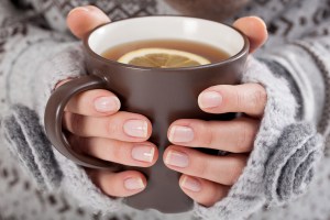 Chás são uma ótima alternativa de bebida saudável para os dias frios