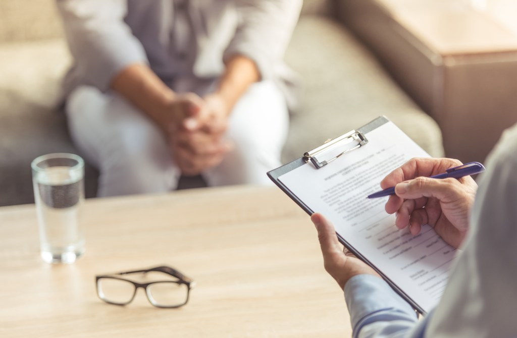 Sobre a pressa em se “resolver” na terapia