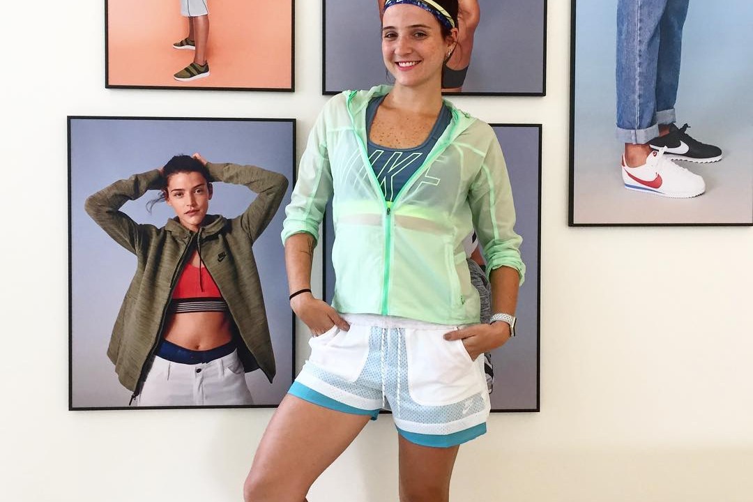 Daniela Bernardi com roupa fitness