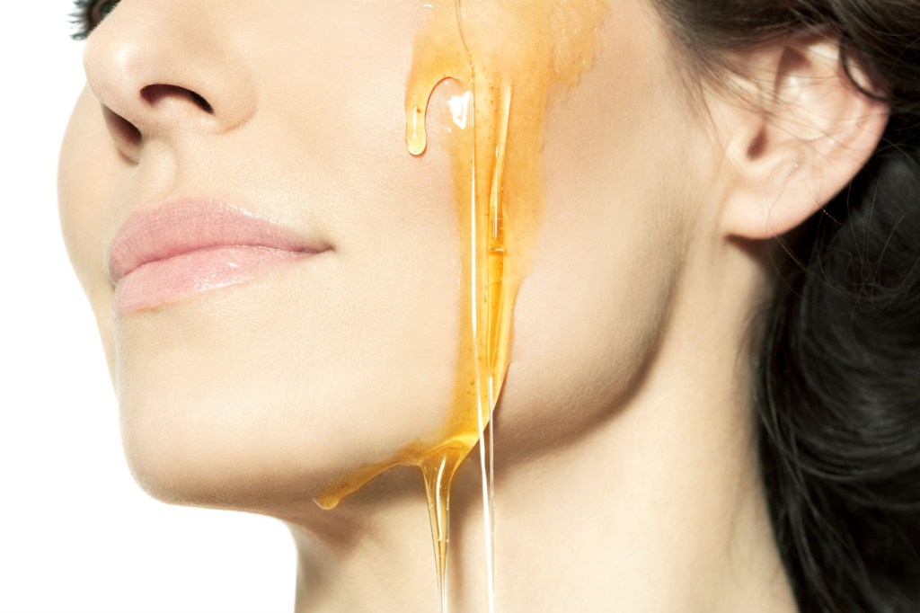 3 motivos para incluir o mel na rotina de beleza