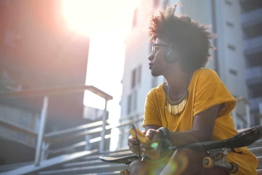 Saiba como usar playlists a seu favor para driblar a ansiedade