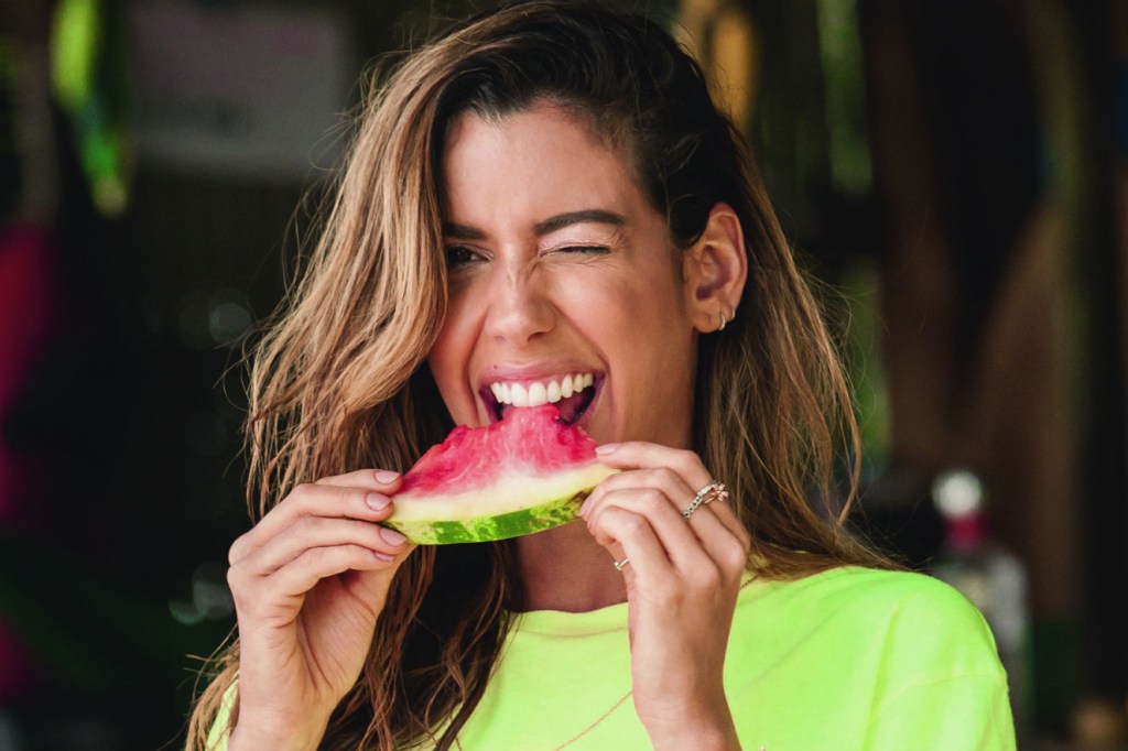 A dieta que definiu o corpo de Camila Coutinho em 6 meses