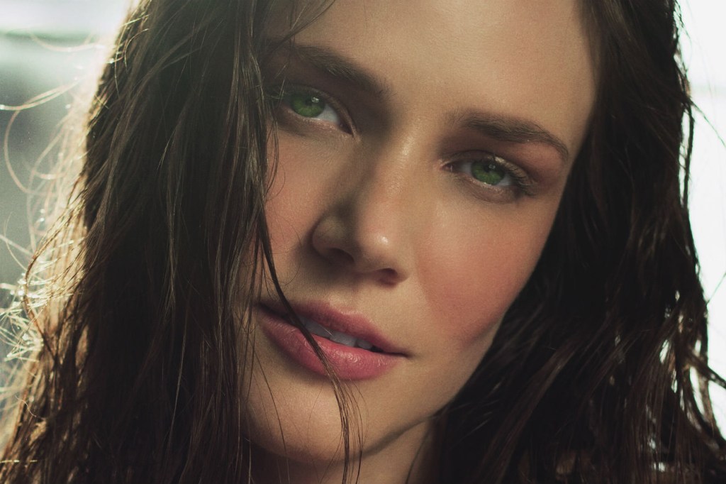 6 passos para fazer uma maquiagem natural e com a cara do verão