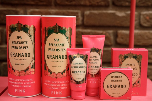 Depois da aula, uma sessão de reflexologia com o Gel Para Pés e Pernas cansadas, da Granado Phármacias Depois da aula, uma sessão de reflexologia com o Gel Para Pés e Pernas cansadas, da Granado Phármacias
