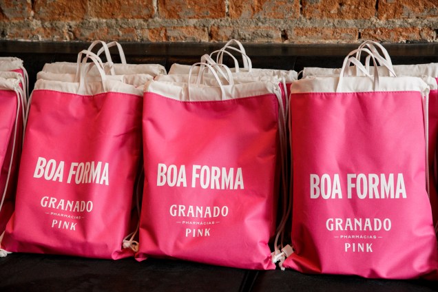 Kits BOA FORMA e Granado Pharmácias foram distribuídos para todas as alunas Kits BOA FORMA e Granado Pharmácias foram distribuídos para todas as alunas