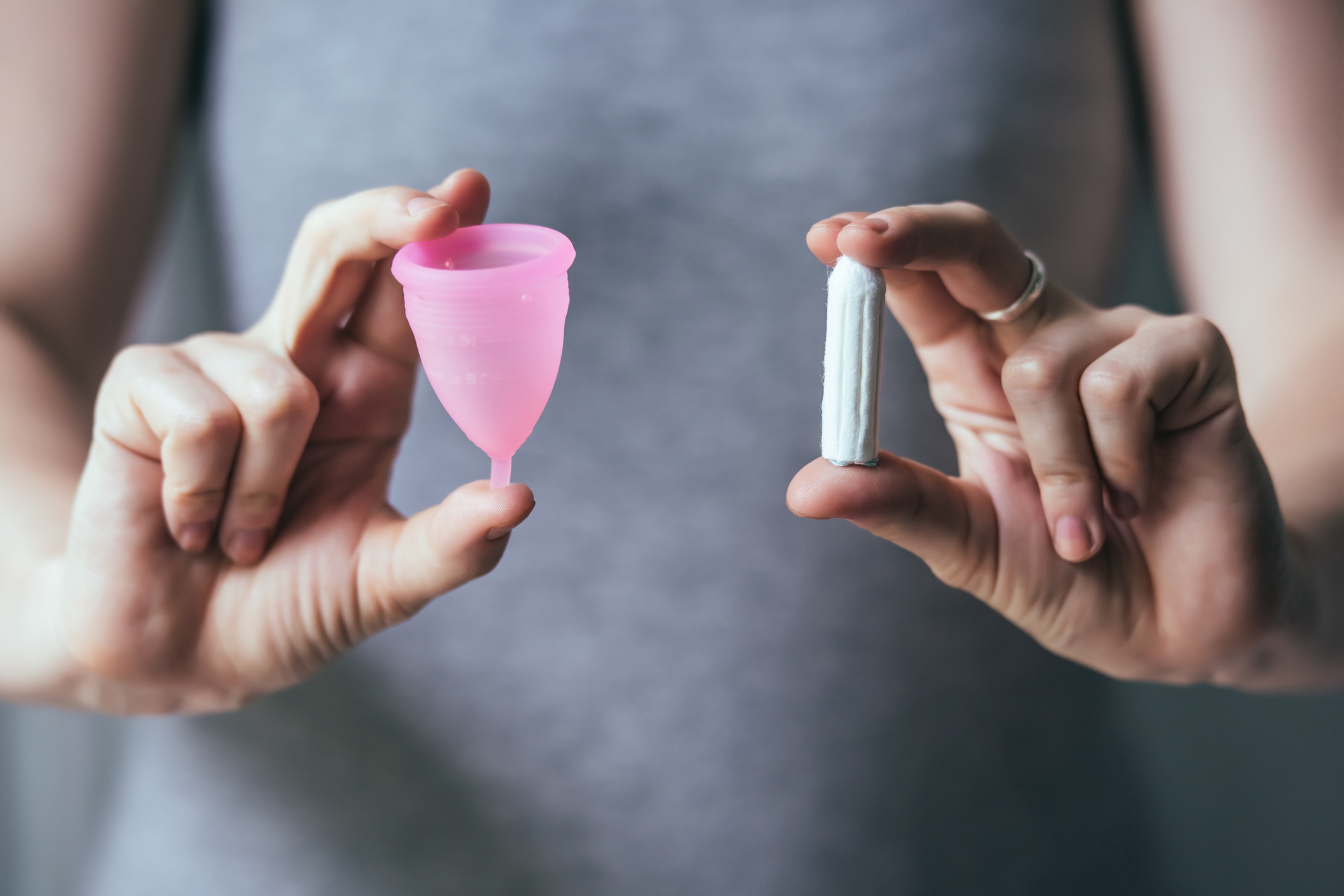 4 alternativas para substituir o absorvente durante a menstruação | BOA