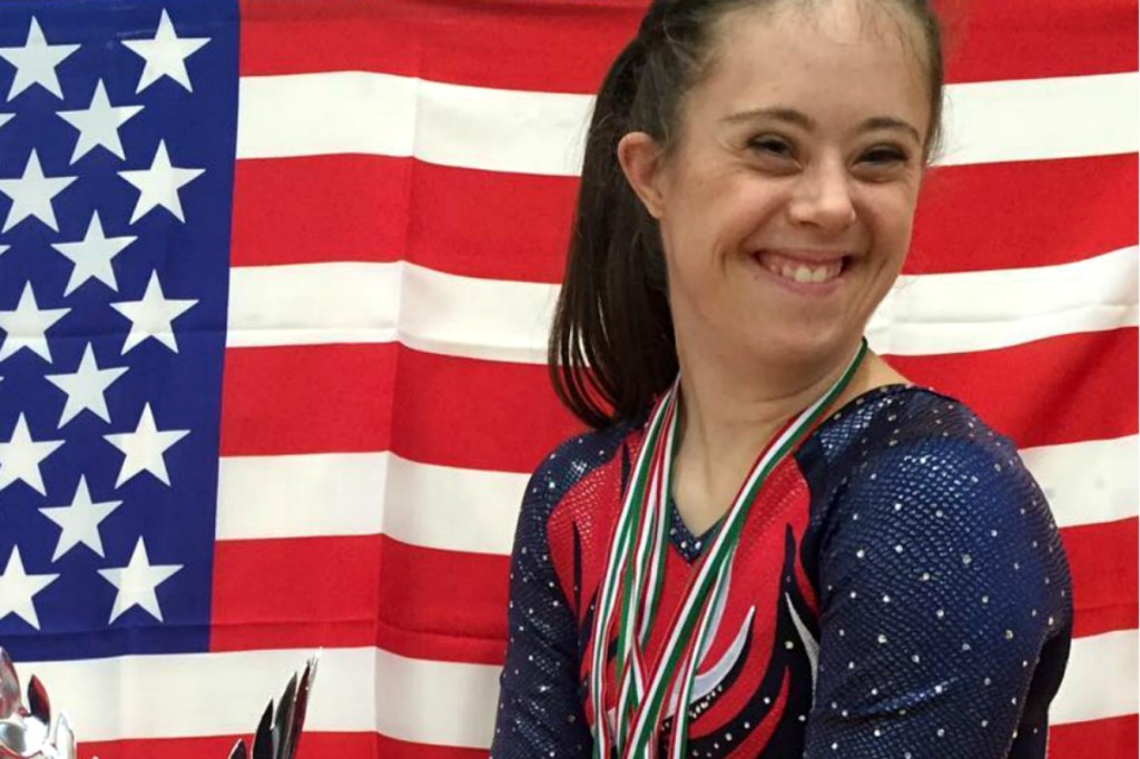 Ginasta com síndrome de Down quebra barreiras e é uma inspiração