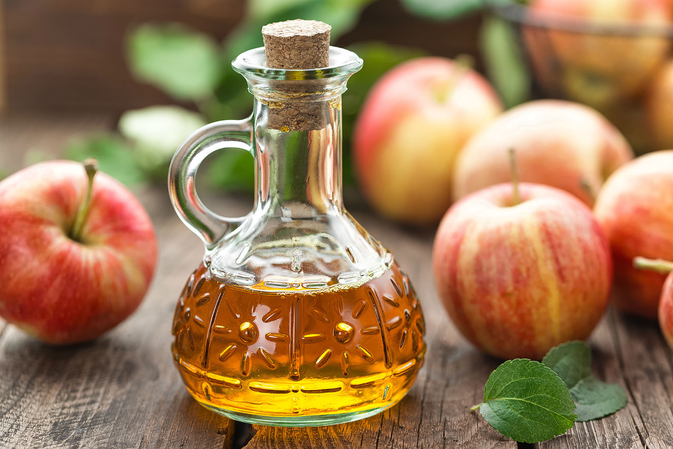 Duas colheres de vinagre de maçã por dia ajudam a emagrecer, diz estudo |  BOA FORMA