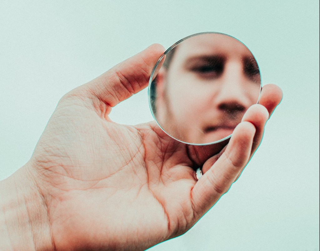 Transtorno dismórfico: a busca pela beleza como obsessão