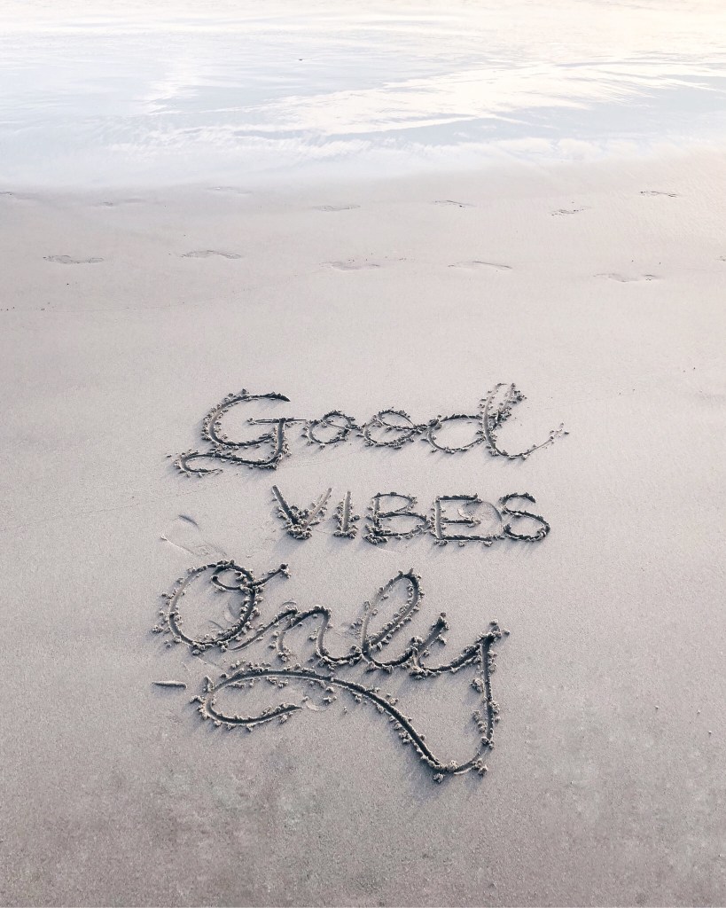 Good vibes: dá mesmo para ser positivo o tempo todo?