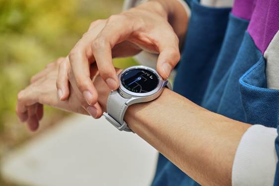 Galaxy Watch4: novo smartwatch permite fazer o cálculo da composição corporal por bioimpedância
