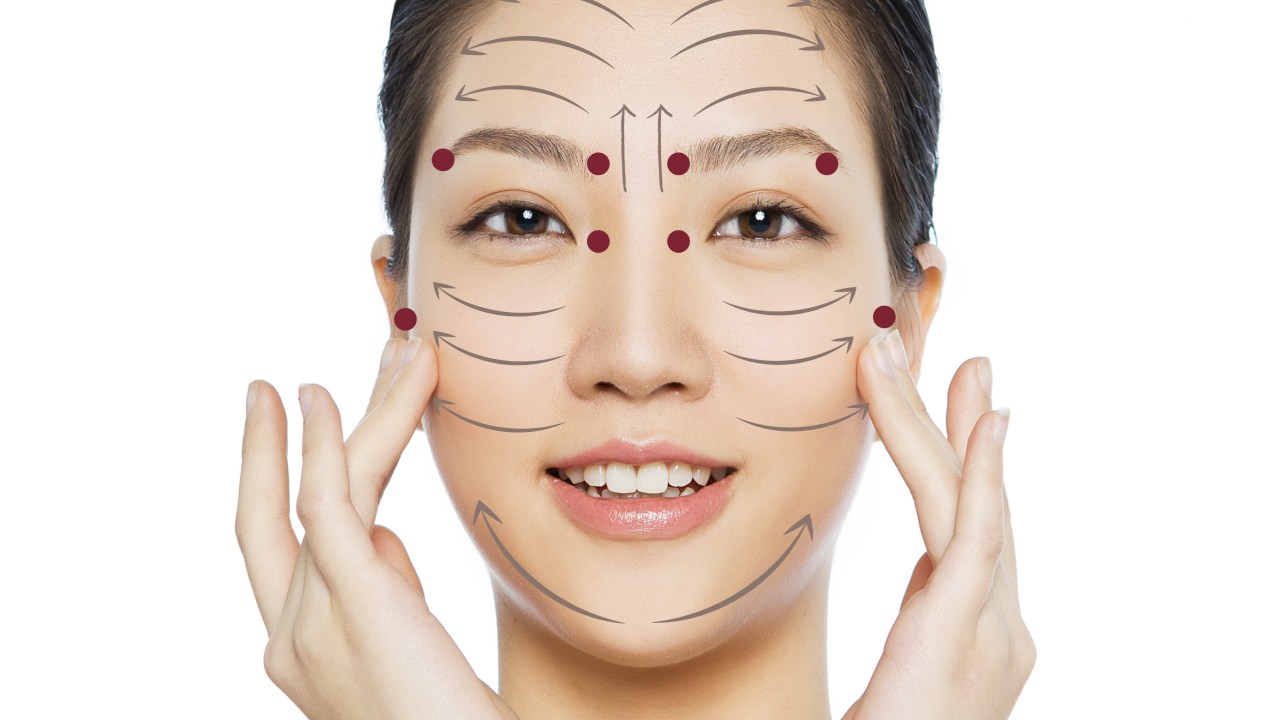 Massagem facial: siga o mapa para fazer da melhor forma