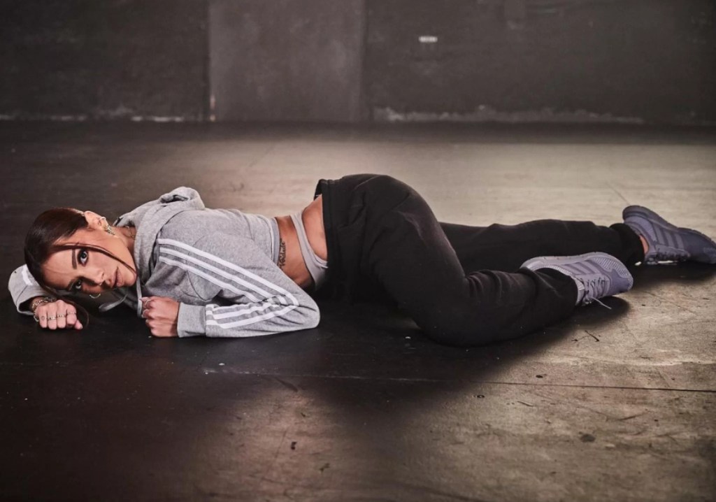 Como fazer o passo de Envolver, da Anitta