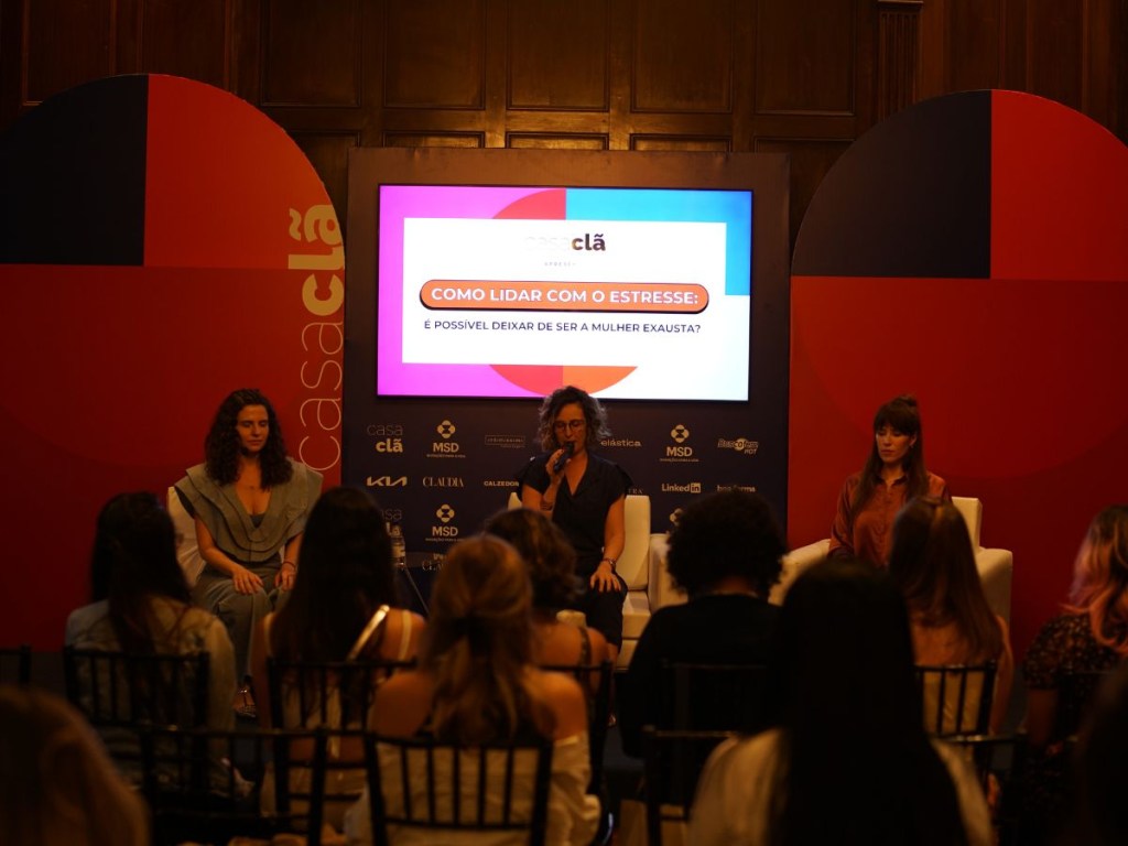 Casa Clã alerta para a exaustão e a saúde mental feminina