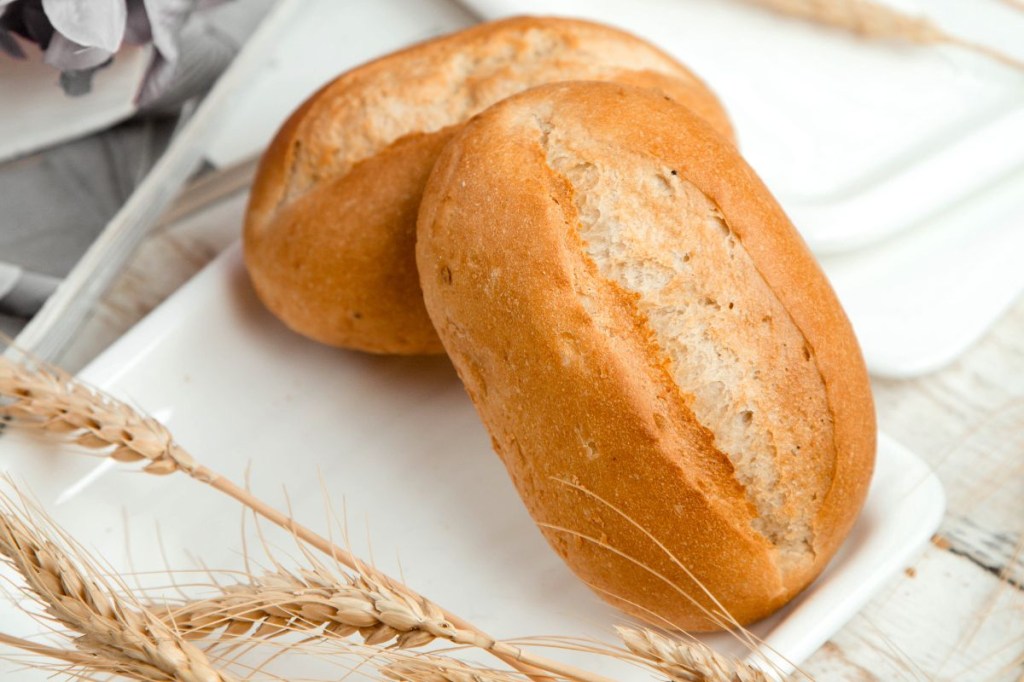 Como incluir o pão francês e o doce de leite na dieta?