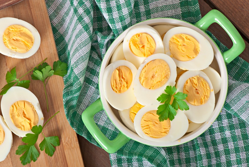 Conheça os benefícios dos ovos enriquecidos com selênio
