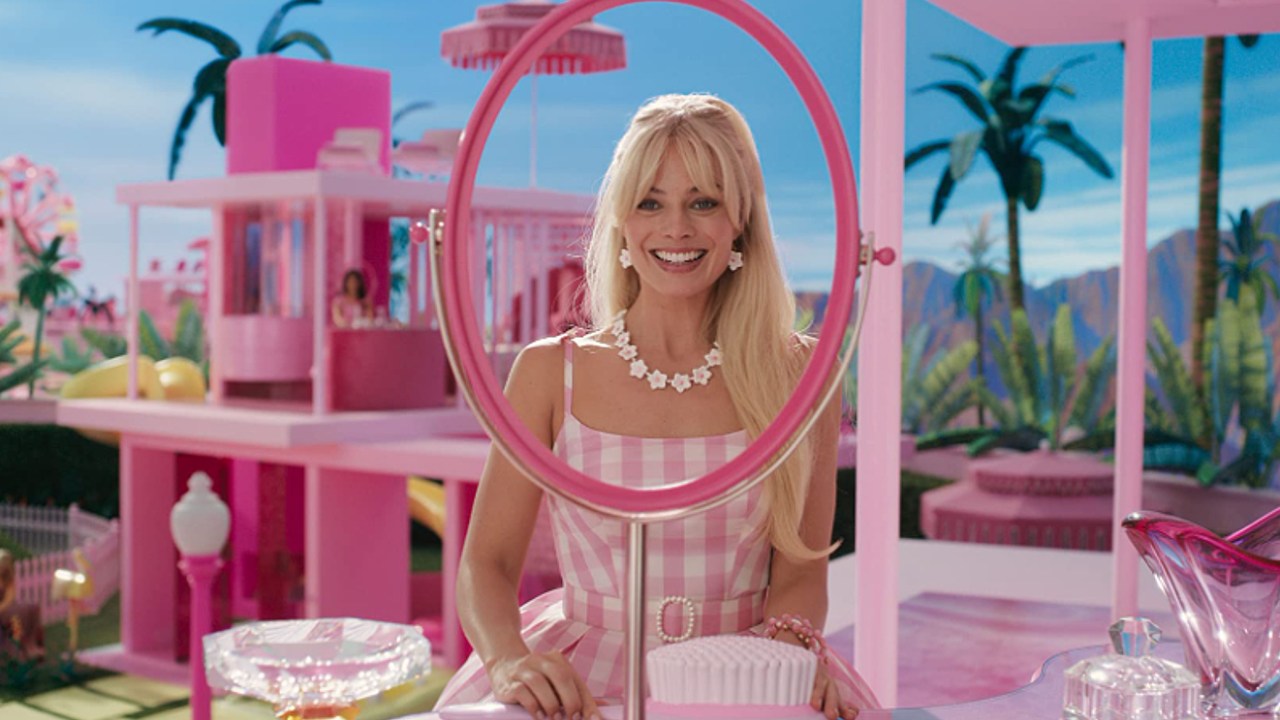 Confira as dicas de profissional para manter o loiro Barbie lindo e saudável