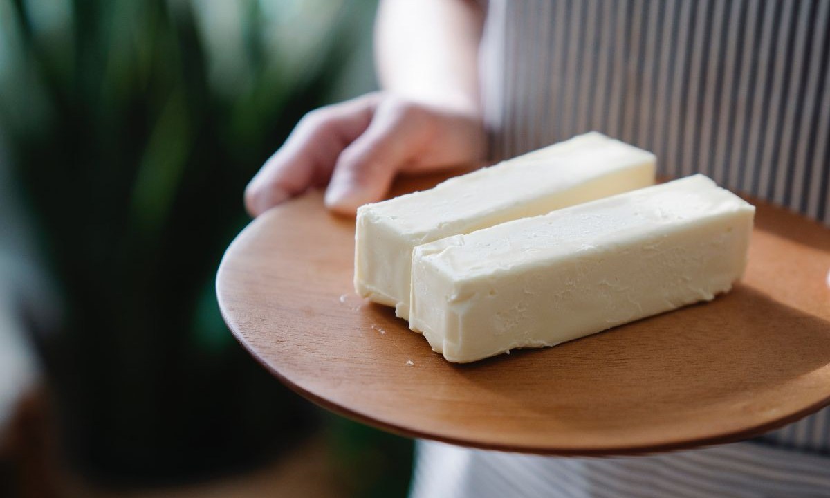 É mais saudável consumir margarina ou manteiga?