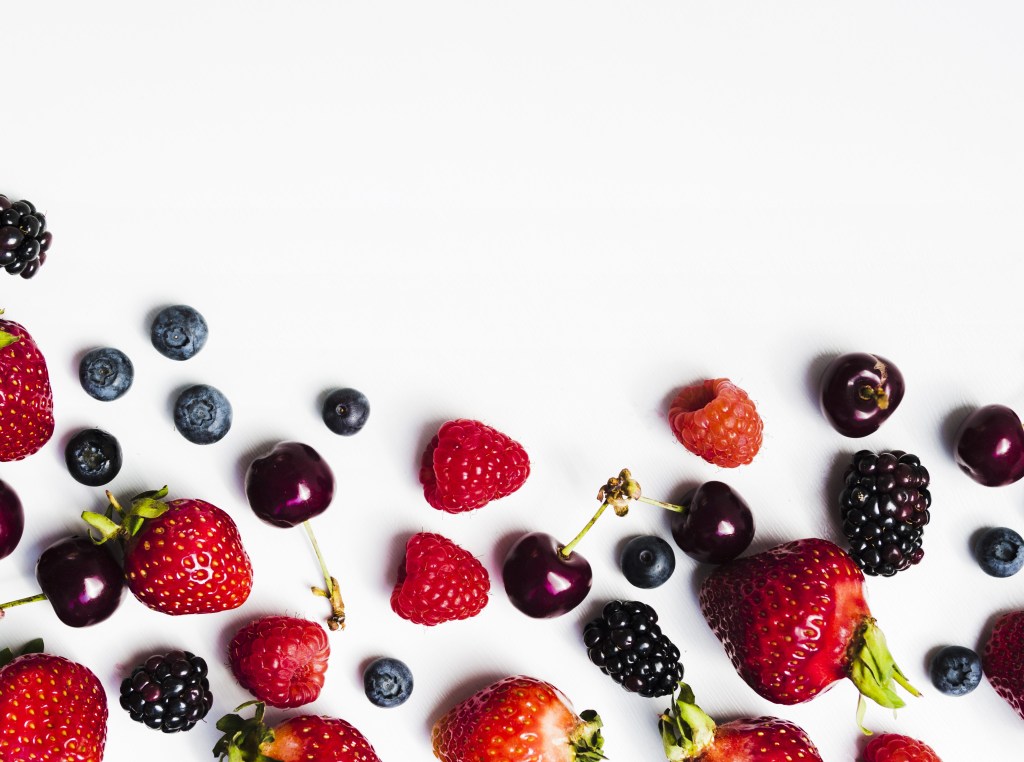 As frutas vermelhas estão entre os alimentos que ajudam a prevenir o câncer