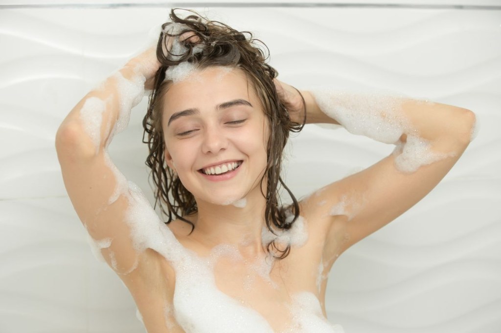 banho quente faz mal mitos e verdades sobre a hora do banho