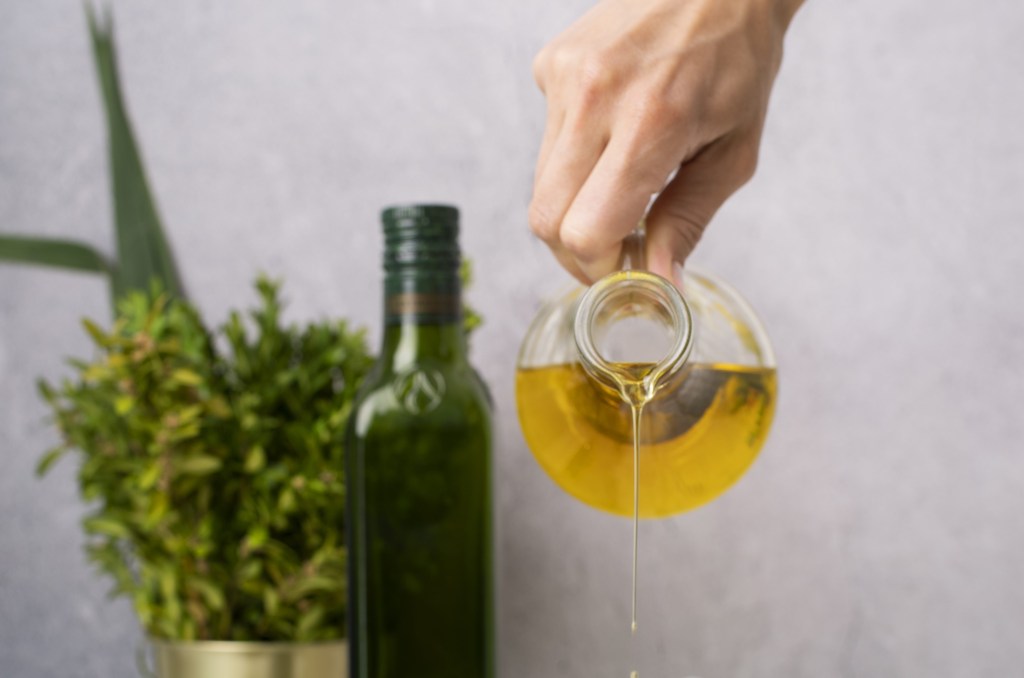 Benefícios do azeite e como escolher o produto no mercado