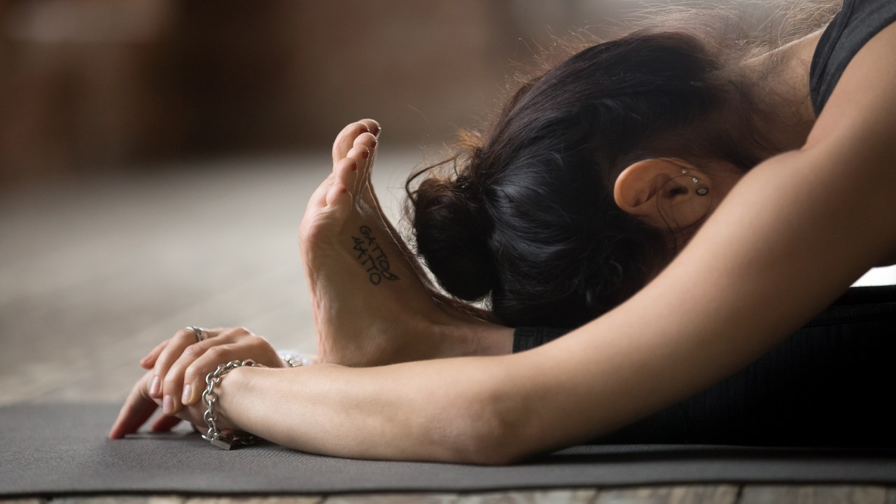 Conheça os benefícios da hot yoga