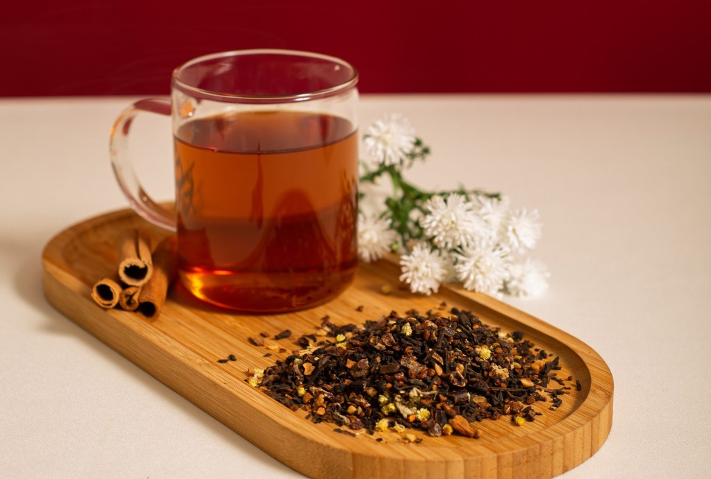 Veja os benefícios do chá vermelho para a saúde