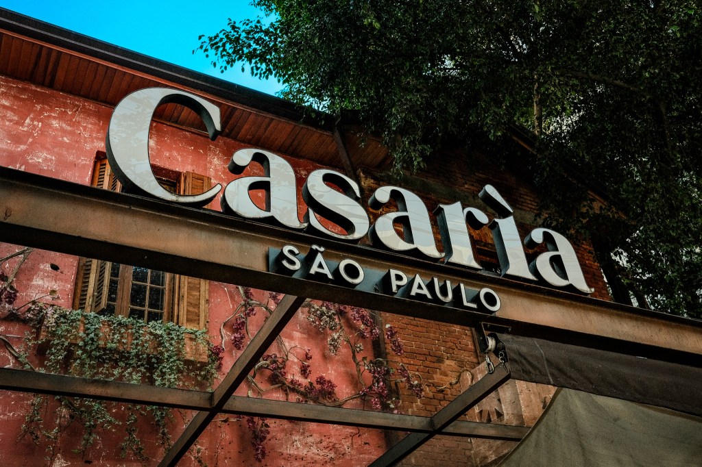 Casarìa: o restaurante e padaria que forma fila em São Paulo