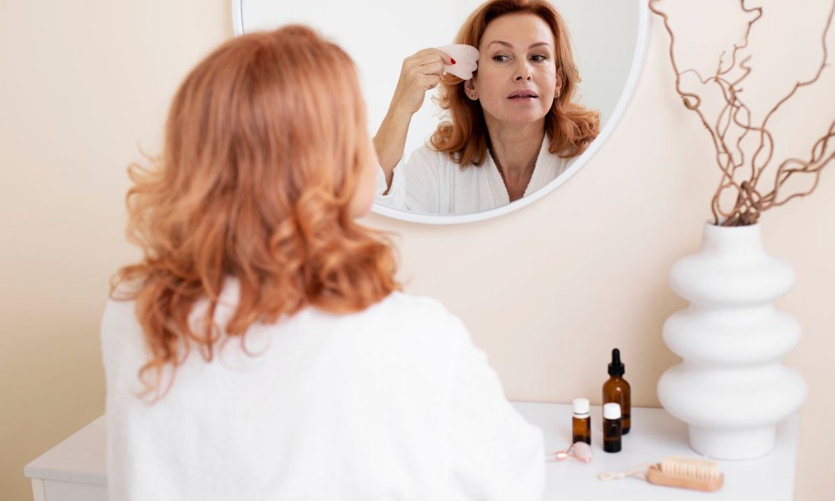 como a menopausa afeta a pele e o cabelo