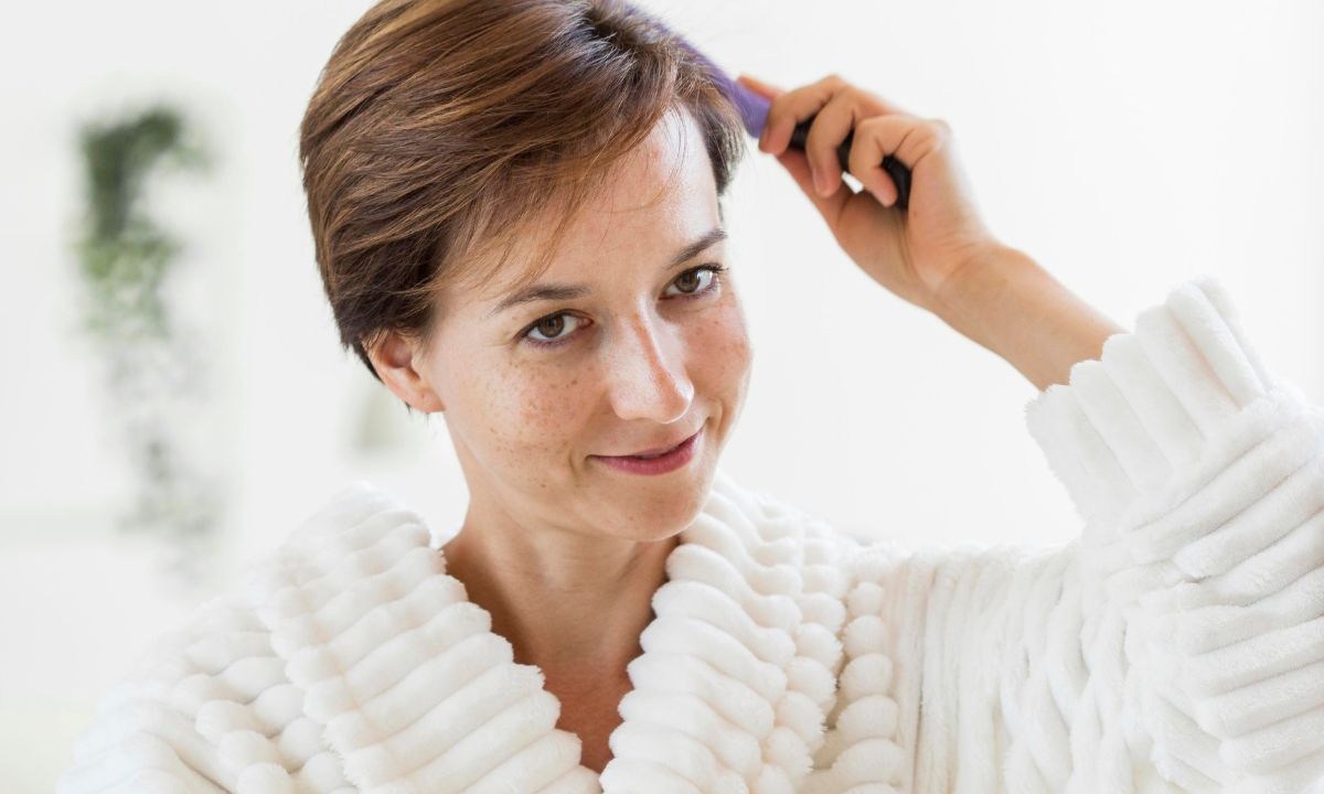 como cuidar do cabelo na menopausa