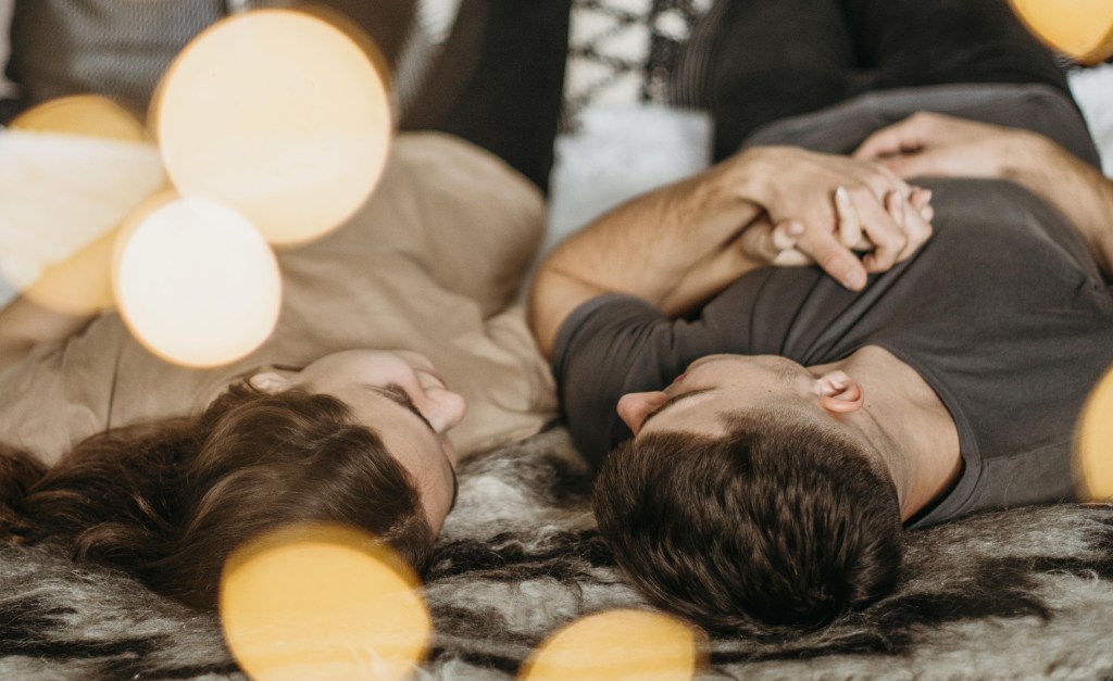 Dia dos Namorados: produtos para criar um ambiente romântico em casa