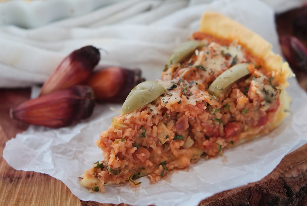 Aprenda a fazer torta de pinhão saudável para sua festa junina