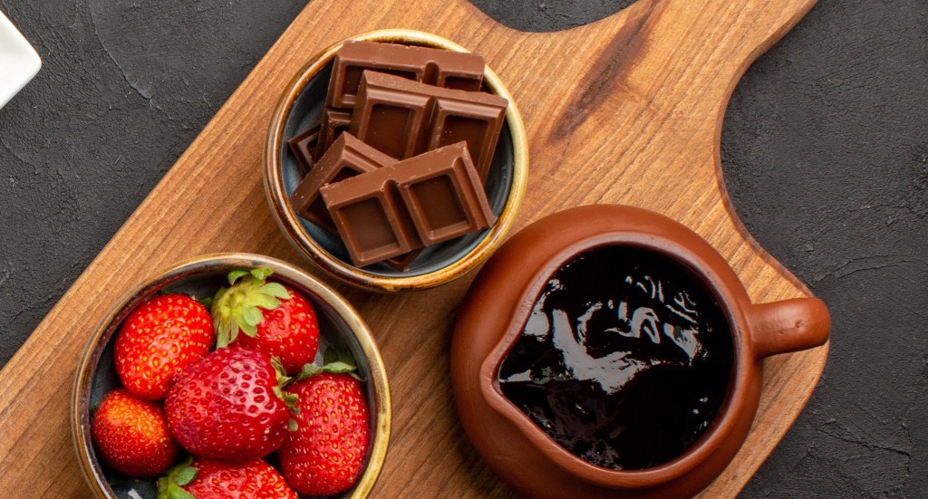 5 alimentos afrodisíacos para o Dia dos Namorados (um vai te surpreender!)