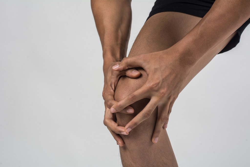 Veja ações que minimizam o risco de lesões na articulação do joelho
