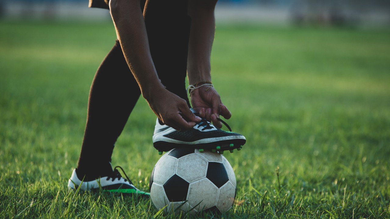 Veja os benefícios do treino de força para quem joga futebol