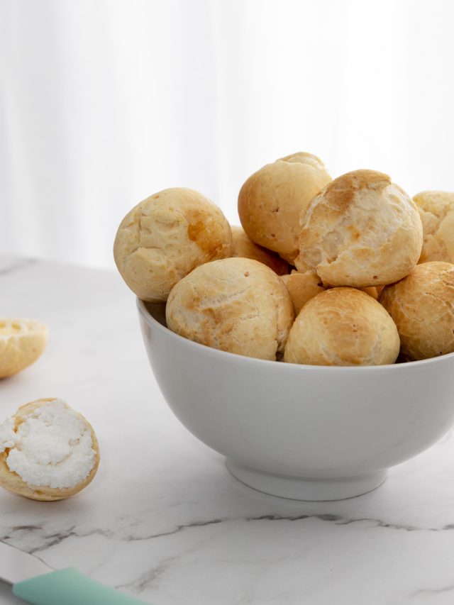 cropped-pao-de-queijo-de-tapioca.jpg