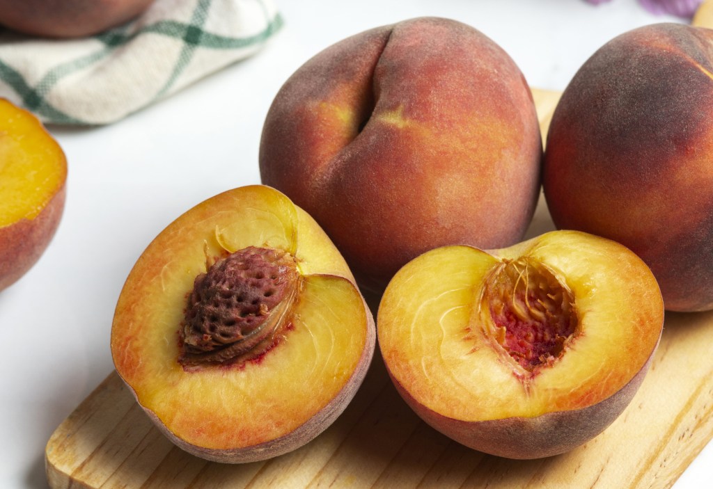 Descubra as frutas que não podem faltar nas festas de fim de ano