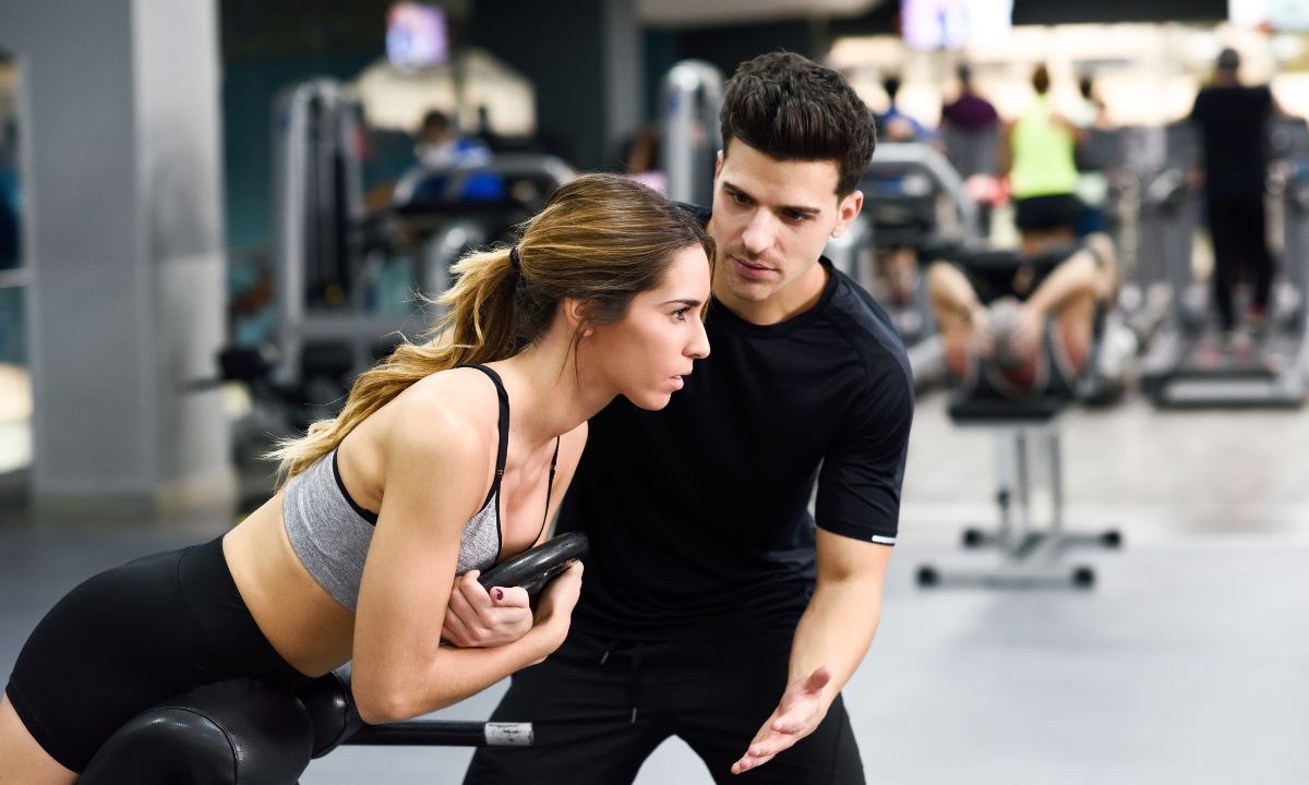 o que faz um personal trainer