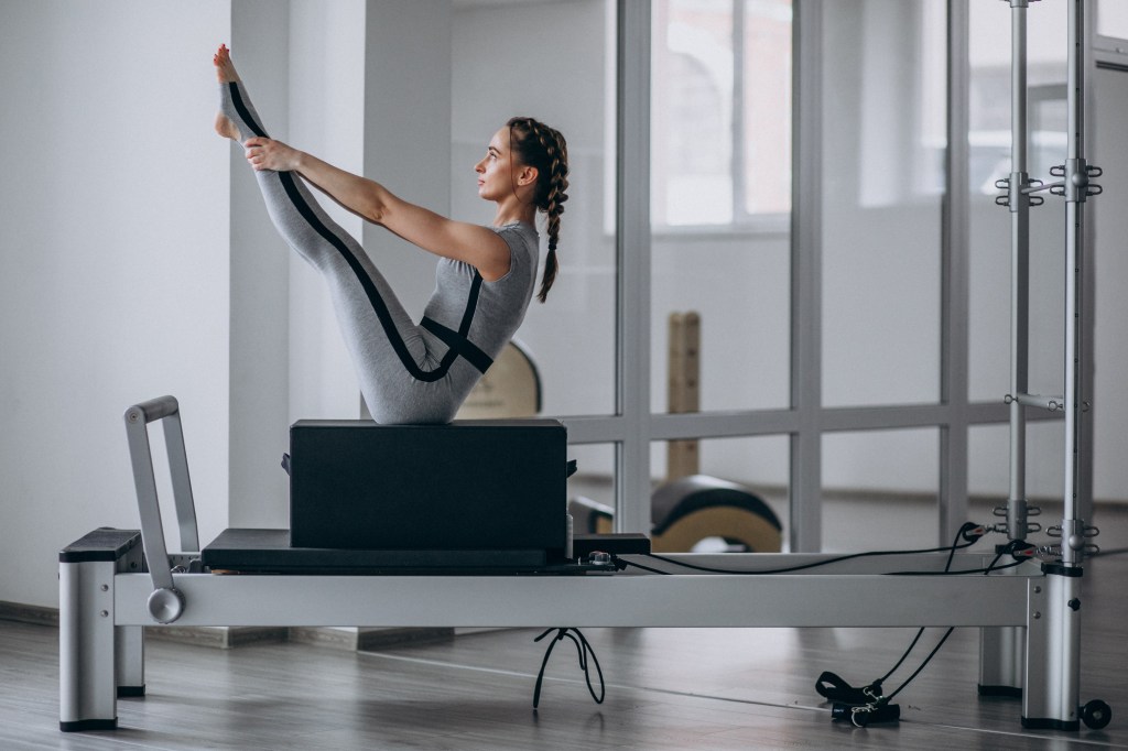 Os benefícios do pilates para articulações: um guia para todas as idades