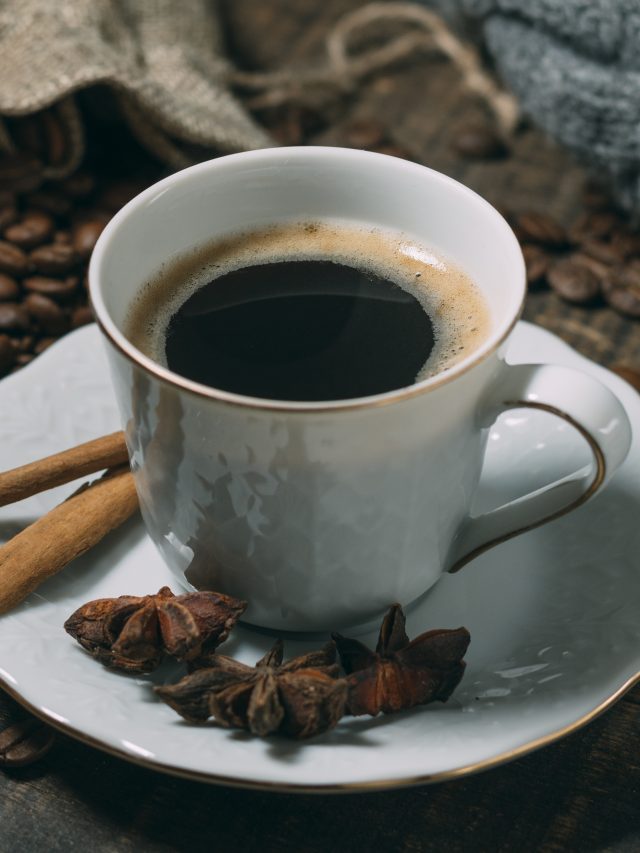 Capa de: 3 truques para o café ser aliado (e não inimigo) da perda de peso